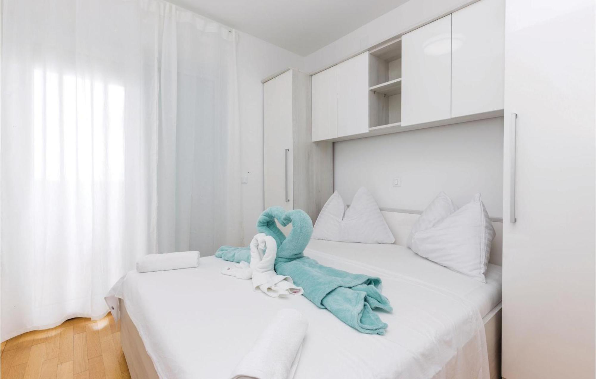 Cozy Apartment In Crikvenica With House Sea View מראה חיצוני תמונה