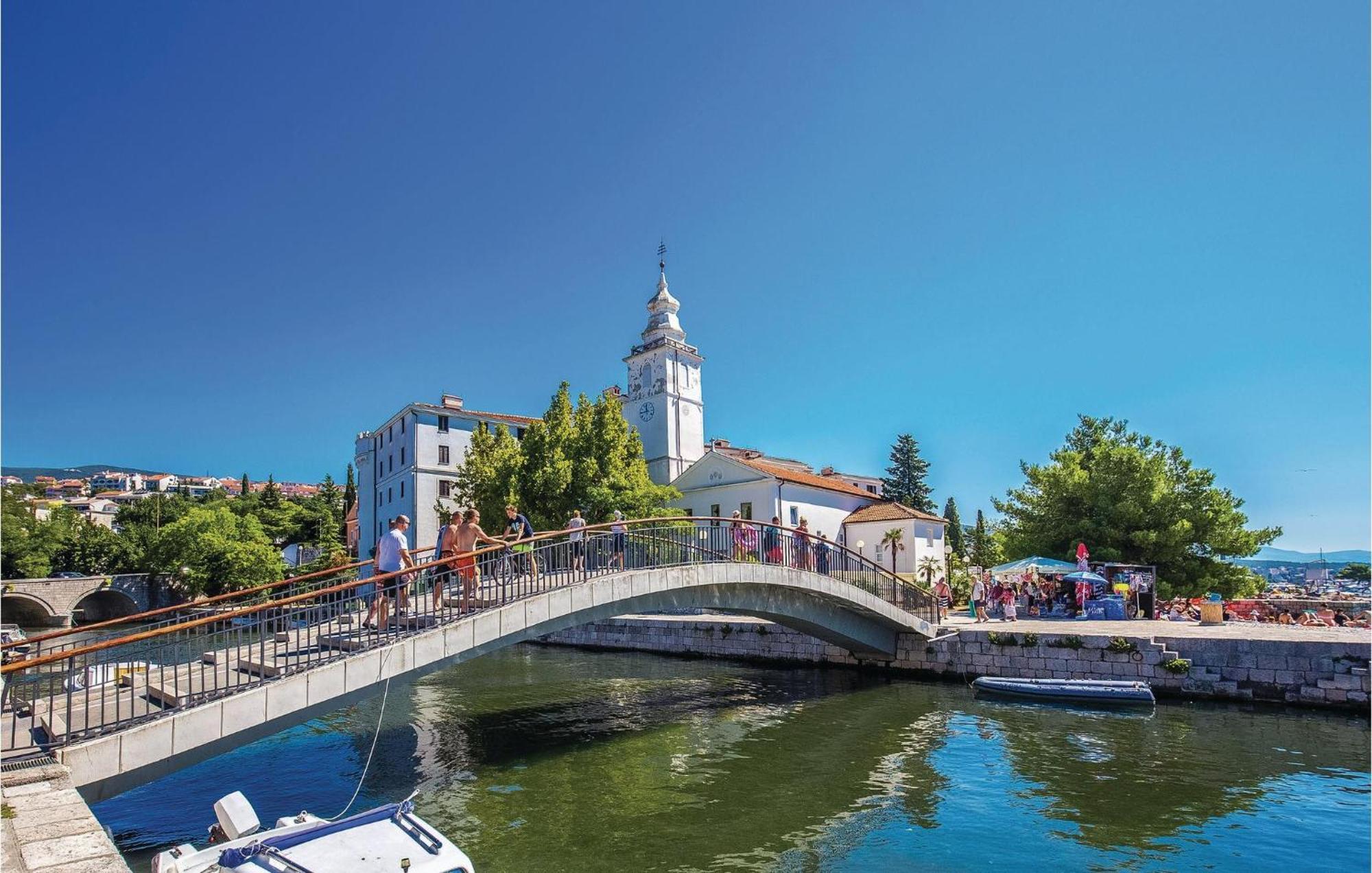 Cozy Apartment In Crikvenica With House Sea View מראה חיצוני תמונה
