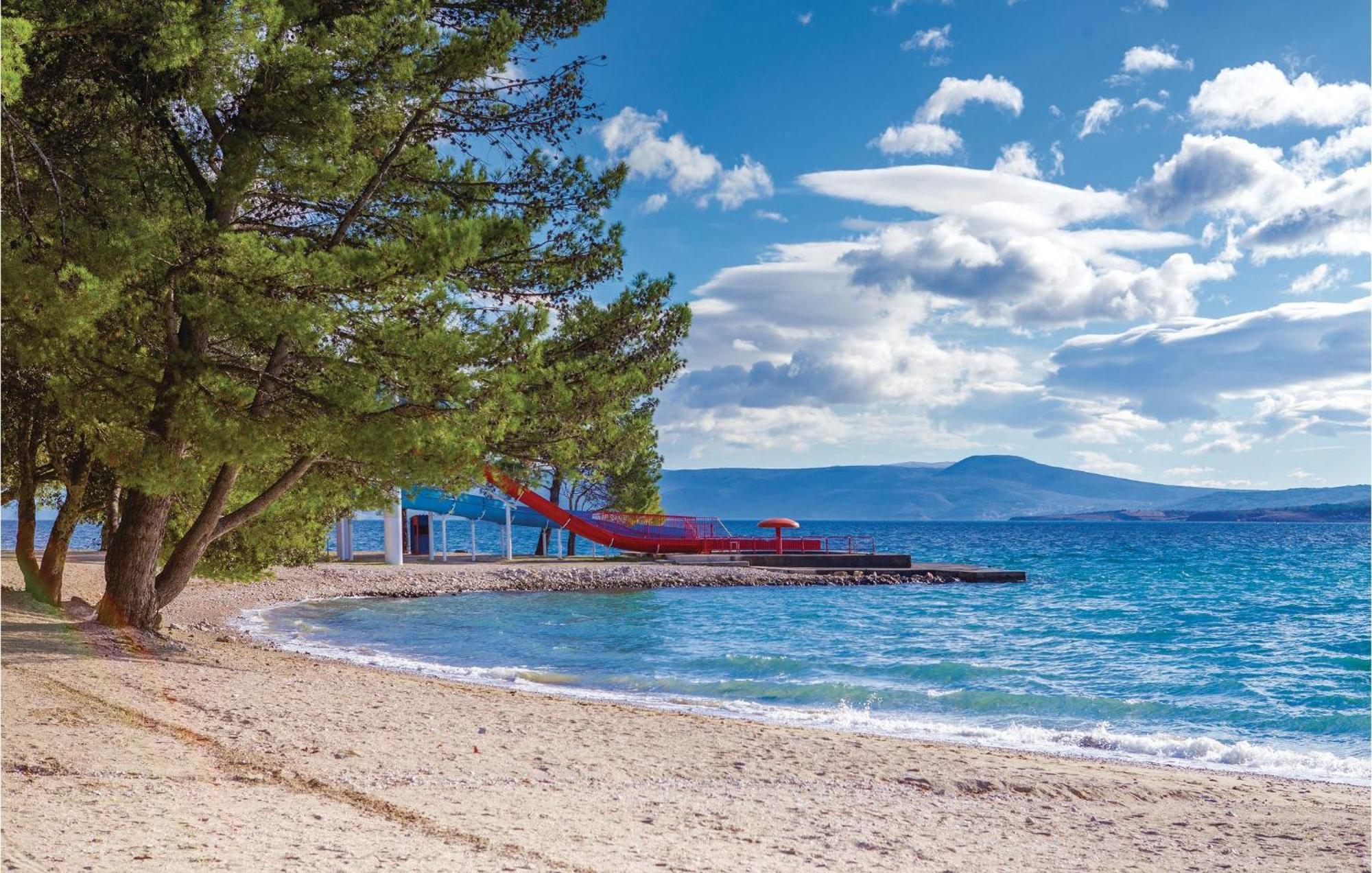 Cozy Apartment In Crikvenica With House Sea View מראה חיצוני תמונה