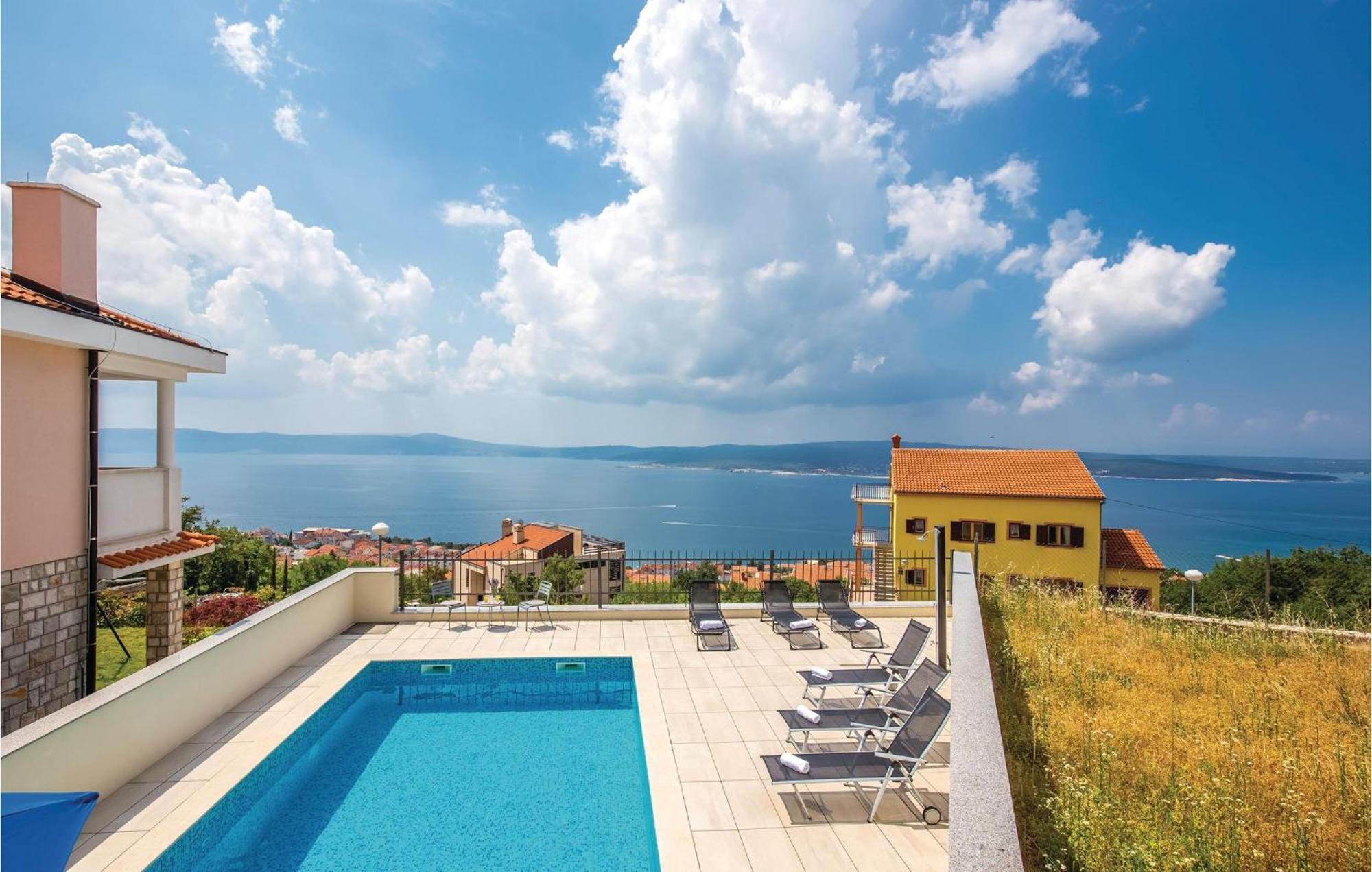 Cozy Apartment In Crikvenica With House Sea View מראה חיצוני תמונה