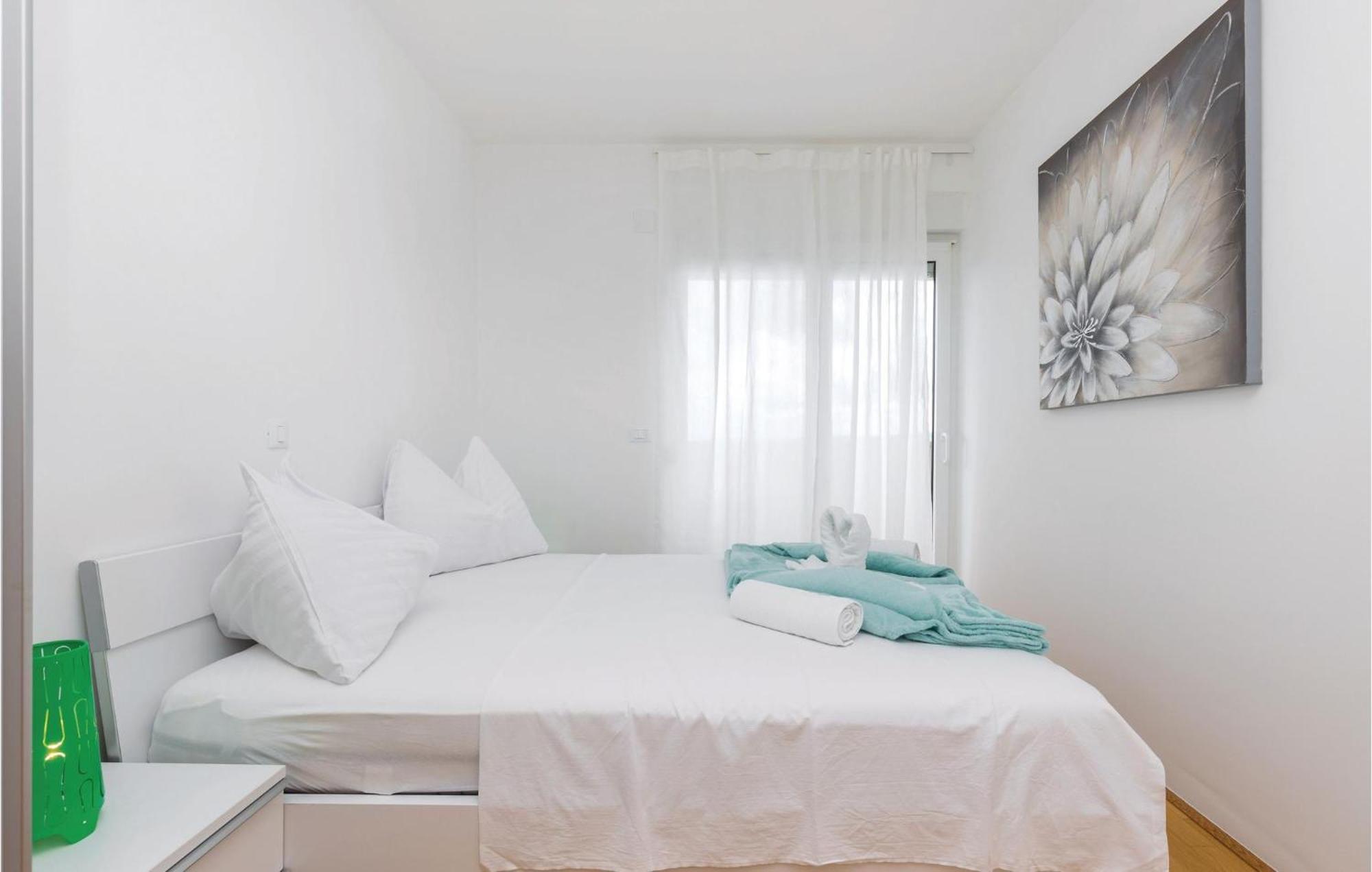 Cozy Apartment In Crikvenica With House Sea View מראה חיצוני תמונה