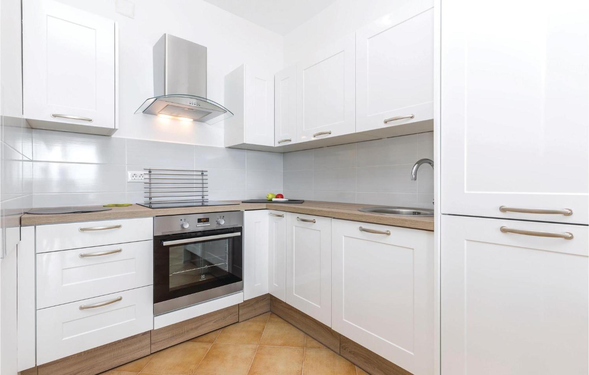 Cozy Apartment In Crikvenica With House Sea View מראה חיצוני תמונה