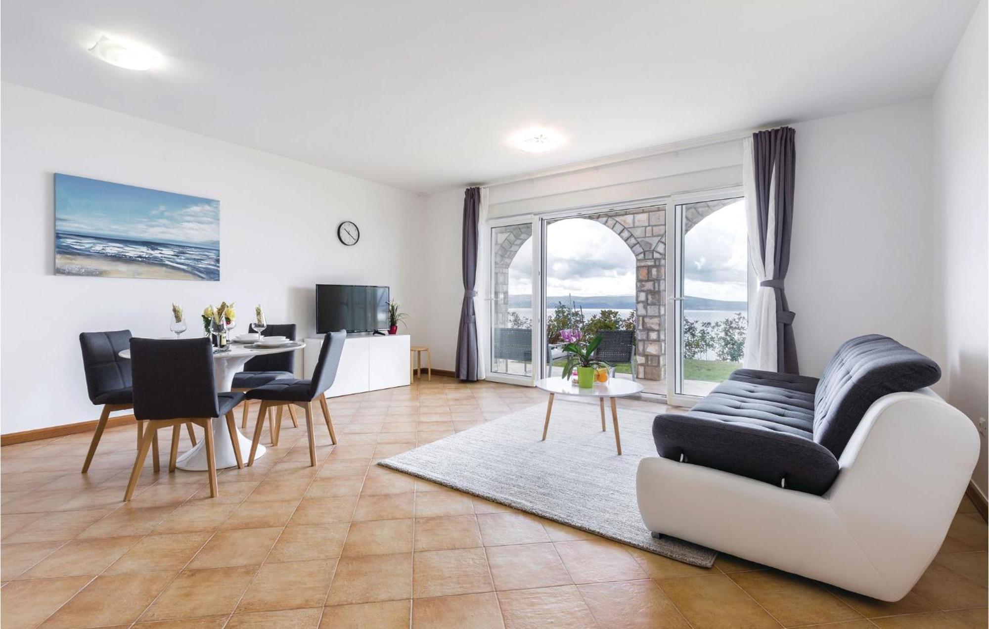 Cozy Apartment In Crikvenica With House Sea View מראה חיצוני תמונה
