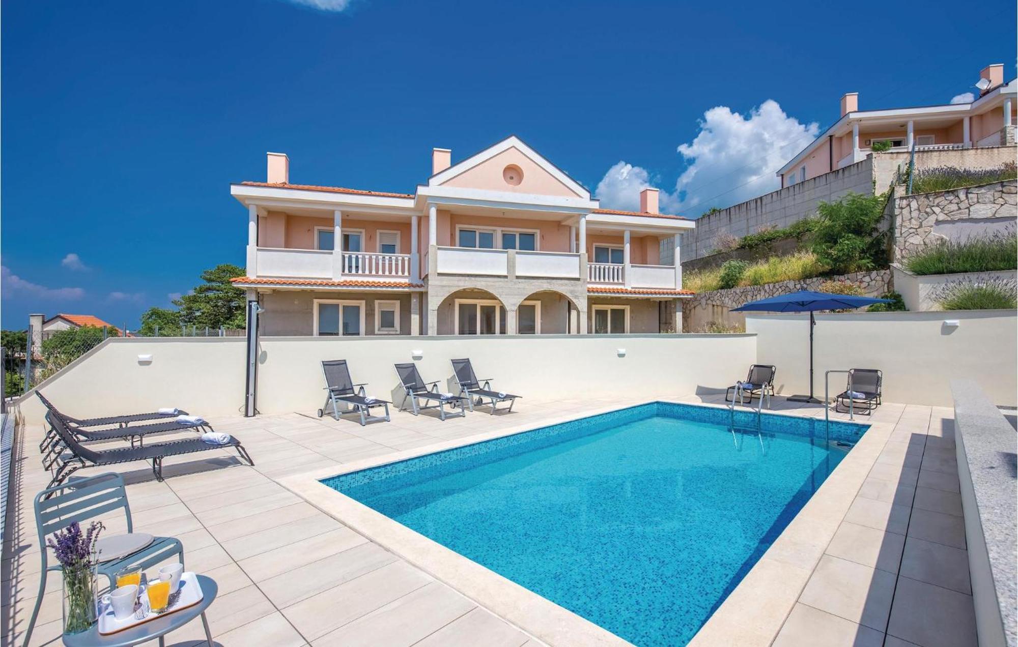 Cozy Apartment In Crikvenica With House Sea View מראה חיצוני תמונה